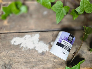 Shampoing sec naturel : Les pour et les contre 🌿
